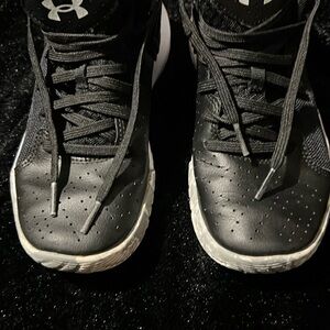 Under Armour boys sneakers